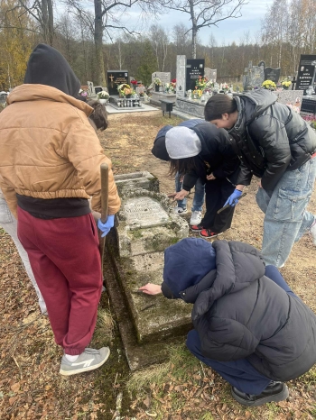 fff8699f-078e-42da-b921-77e1aeb3463b