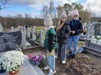 b5bb2ffc-f2e3-43e4-9eff-f86c3fe3f5d5