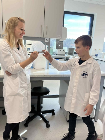 5d0ef067-14db-479b-88c0-290e979af7bb