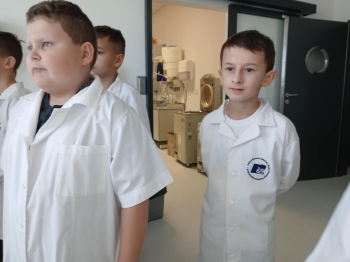 83d098df-de7b-4b86-b801-1aac081356aa