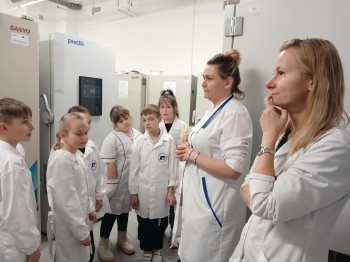 a32e4e60-1a94-4dbe-bf8e-a9577dbb1a3b