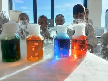 c3cb304d-ba2c-401e-b215-69e86214c6a6