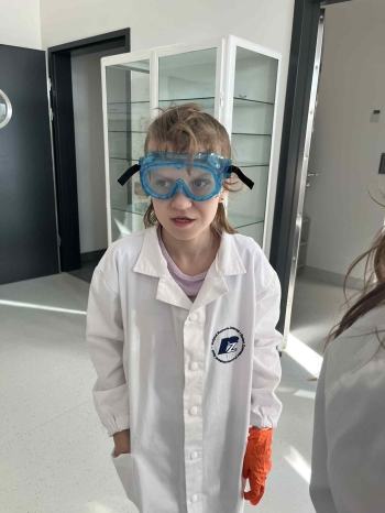 c378a243-aa57-404f-9233-6bbd20c171d4