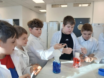 c57262c1-3d11-4efe-8240-d39bf5bccb5b