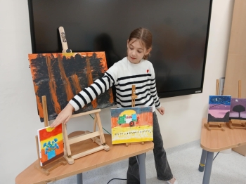 7939f640-5673-425f-9773-a7b208831b5f