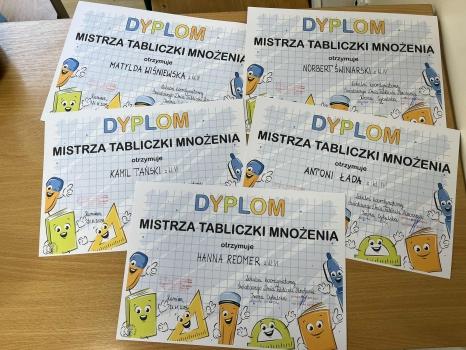 2c1e224e-d260-479d-9813-9d2f197f30a6