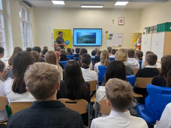 10a6a2c9-f244-4441-9f36-72e9539ef7c9