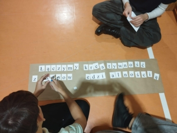 e28b3c1a-8521-4a14-aca1-45b7e9cf687c