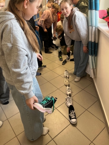 5acf658f-5470-4972-b9f3-8de01ad71d57