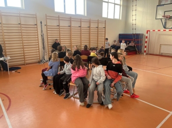 bf5e7bdc-5964-44c1-b5f4-b0f6f1090c24