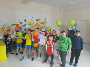 4ef0bf44-e669-4802-9e4b-f25602562b31