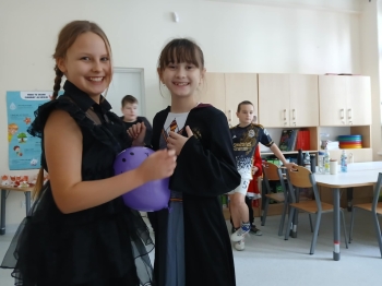 053f4c55-4aaa-4754-b622-054abec4fc18