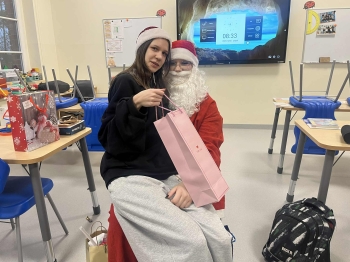 45640559-5b4f-48e2-b6f2-a1492f07a031