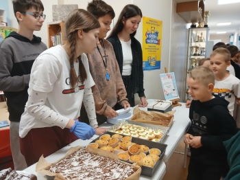 aa74b3fa-b777-4ab4-8d4b-edb784db796c