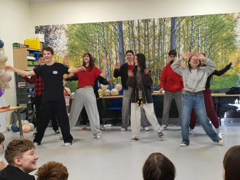 9c6421ac-b5cf-4042-af92-f9257bd22e47