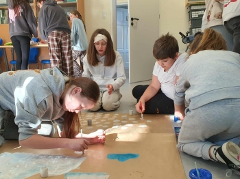 34434710-1bca-4dd8-8ce9-477a68225f64