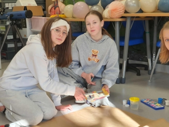 64380028-a309-4b0c-9e51-073fea6cbfa9