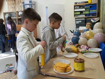 cb1aa18b-3e91-435d-8e7f-b06ebec351c9