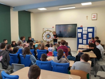 e21e475b-5dce-46c4-a7f1-96c18195e567