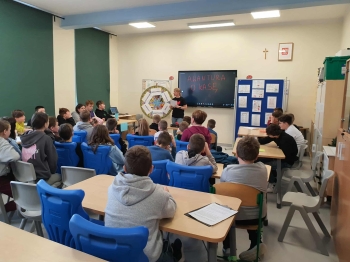 a707e5e4-cbaf-4ea1-b7c2-2bff63c7828d