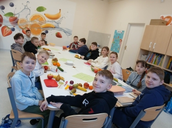 b4dd9e4d-5d98-4ceb-a7ca-0d4766990e6d