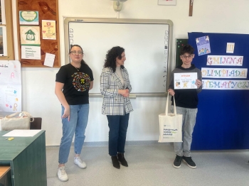 da07663c-576b-44e7-9e82-76b83cd5e31b