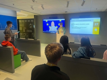 b5e0aae7-4e26-4cbe-a13b-333f5de04e81