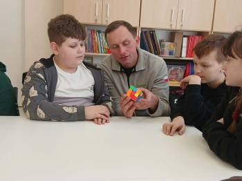 c33cd239-894d-42b7-ad2d-f8851f437dc5