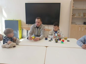 c1941527-255d-4baf-b566-d39e47da5de3