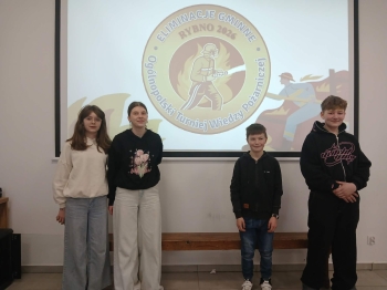 8b093599-4d3d-4dc2-b730-5012e2778d31