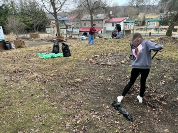 34825b79-09d5-4210-95af-1388d69e1e27