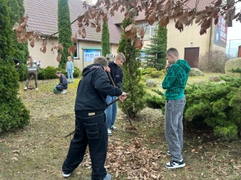 b1540428-5333-4978-b60e-7e4a0756b360