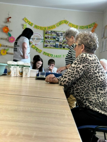 cdcc8bc1-e744-40bd-b7d8-81339c3e759f