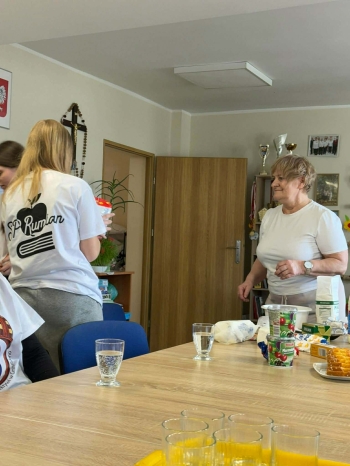 c6497be4-524a-4f77-80c2-945d99d0fb79