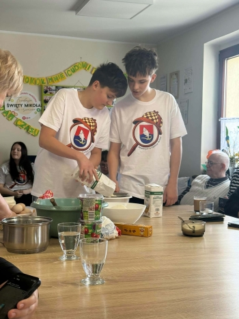 4d1a9b00-bd44-4f9c-aa78-499e4d4e0818