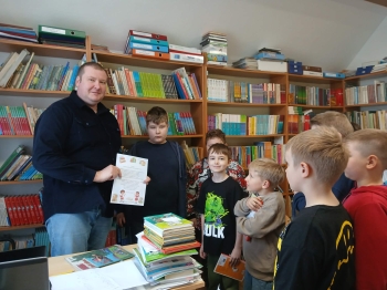 927f46ee-0018-4ed3-964e-c4c2619f8353