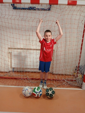 e97bf32b-bb3b-4b01-ba8f-8c78c085dc6d