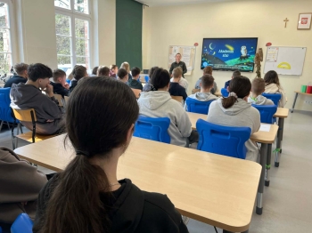 69527d98-07c6-4efc-81d7-c372dc2be469