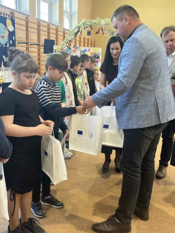 5a0c25b9-17e8-4043-9d60-48bc16b6b76b