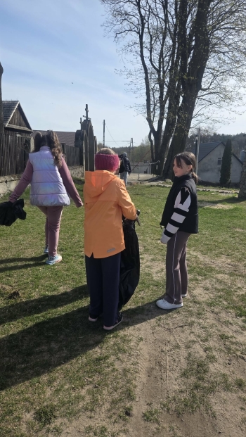 9920d8ce-3ee5-4230-b23f-2d1d3da47cc7