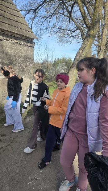 df2d5cae-7268-4fb3-a1ca-4de7541f2a2e