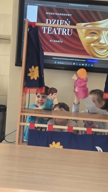 teatr 4