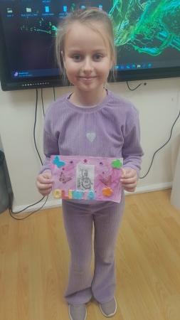 Zajęcia kreatywne z Oliwią – od sztuki plastycznej do fotografii