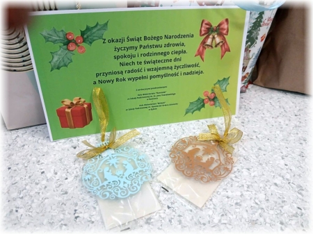 Wolontariusze niosą świąteczną radość Seniorom z Gminy Rybno