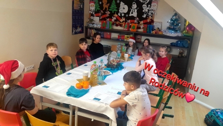 RODZINNE KOLĘDOWANIE W KLASIE II