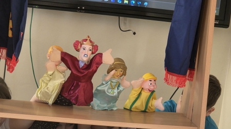 Międzynarodowy Dzień Teatru w klasie II