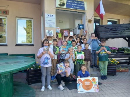 Uczniowie klas II i III w programie MegaMisja